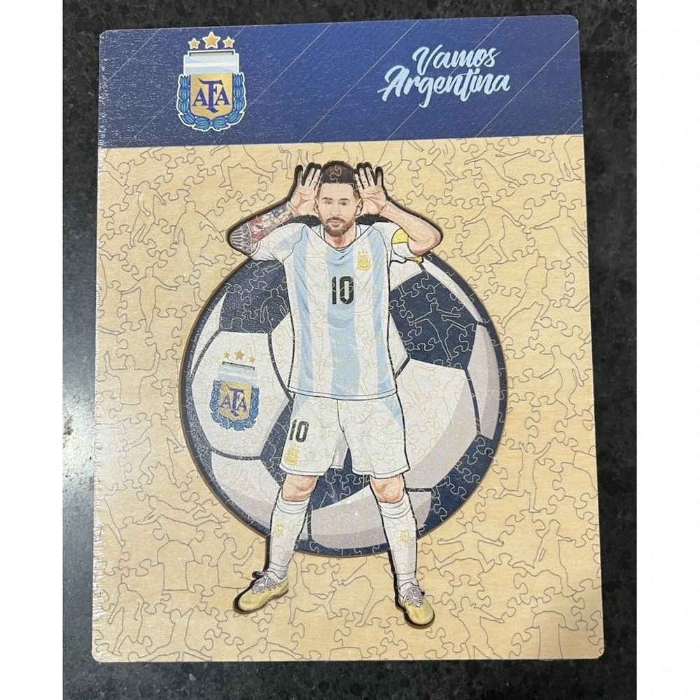 (..3)Lionel Messi Iconic Wooden Puzzle 150pcs 21x30 BRAND NEW